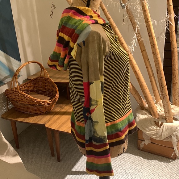 Uber cute colorful knit and sweater material mixed media  Desigual hoodie S - Picture 3 of 9